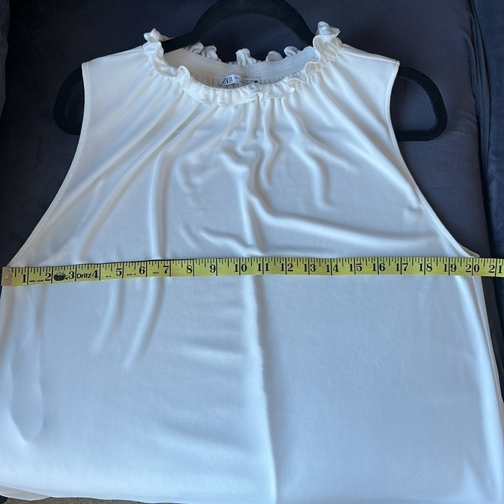 Zara White Ruffle Neck Blouse Top Sleeveless Size L Preppy Business Casual - Picture 6 of 7